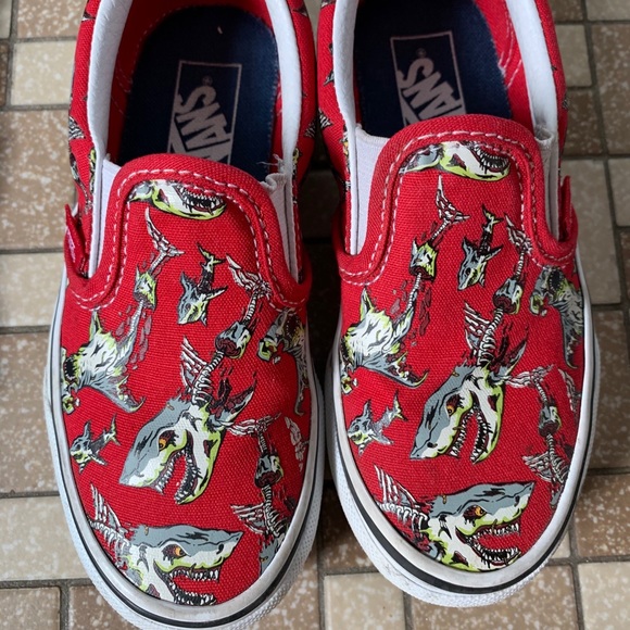 vans zombie shark shoes